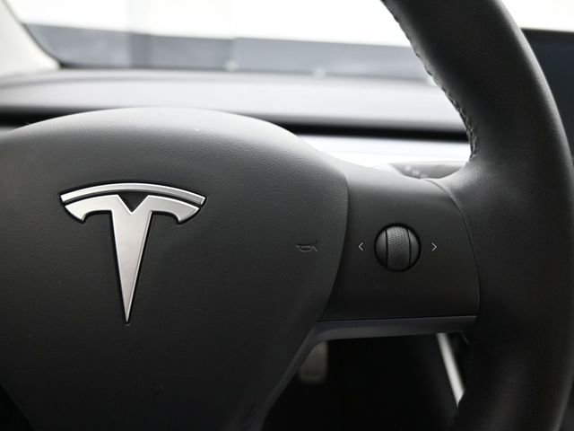 Used 2020 Tesla Model 3 Performance image 26