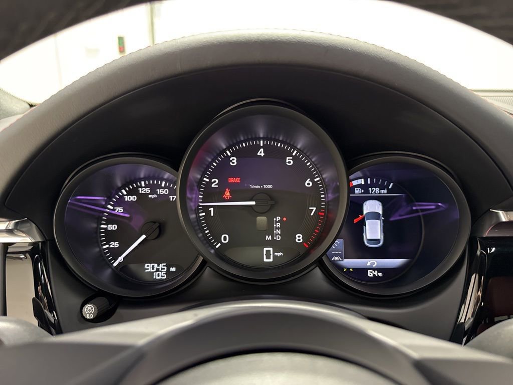 Used 2025 Porsche Macan Turbo image 28