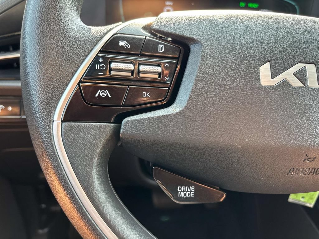 Certified 2023 Kia Niro LX FWD image 18