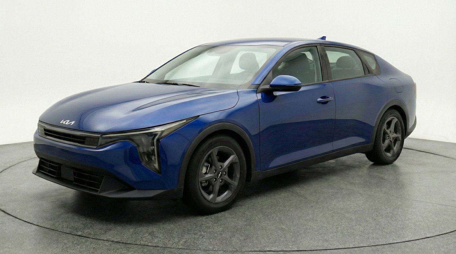 Used 2025 Kia K4 LXS image 3