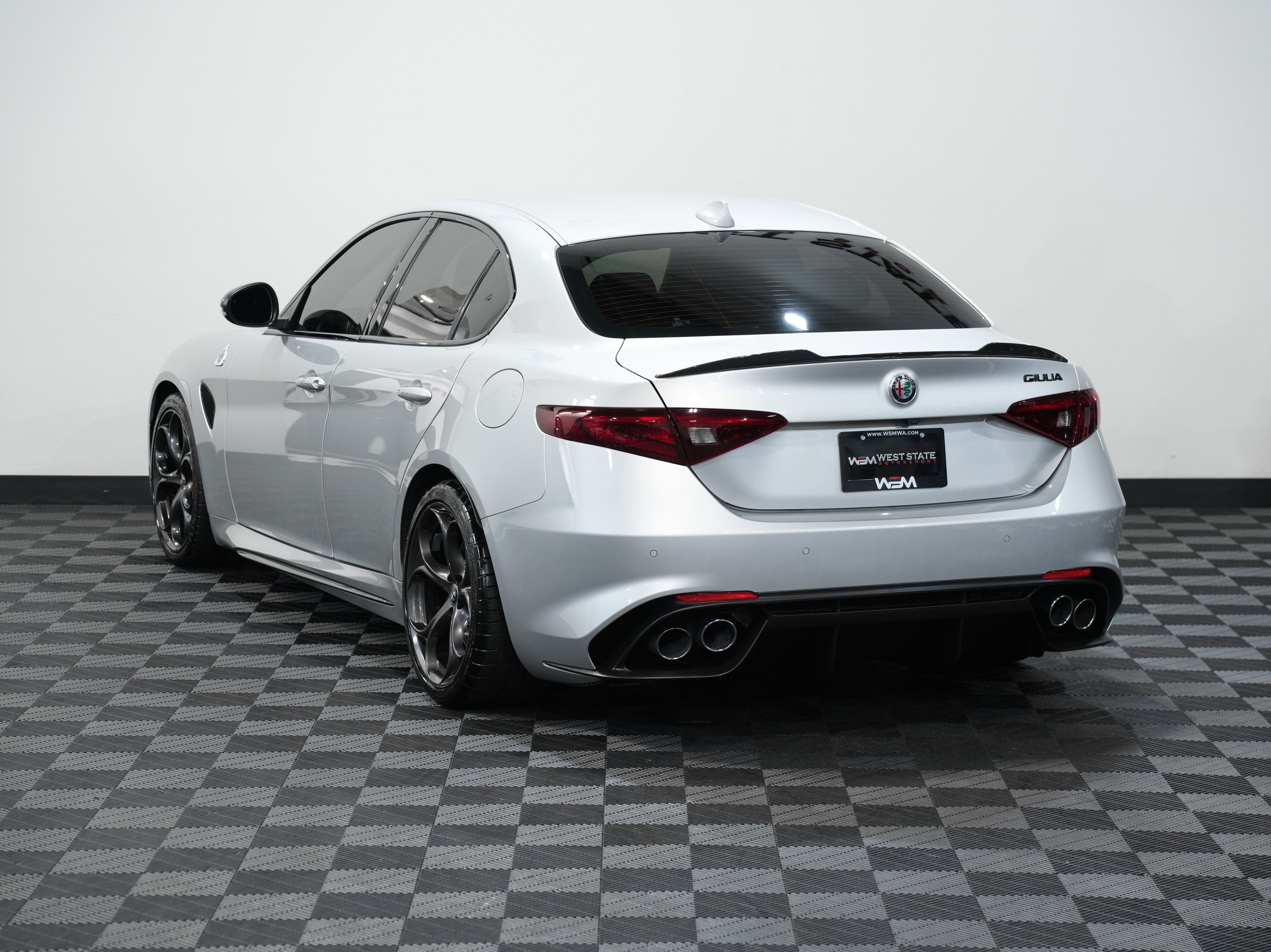 Used 2020 Alfa Romeo Giulia Quadrifoglio w/ Nero Edizione image 8