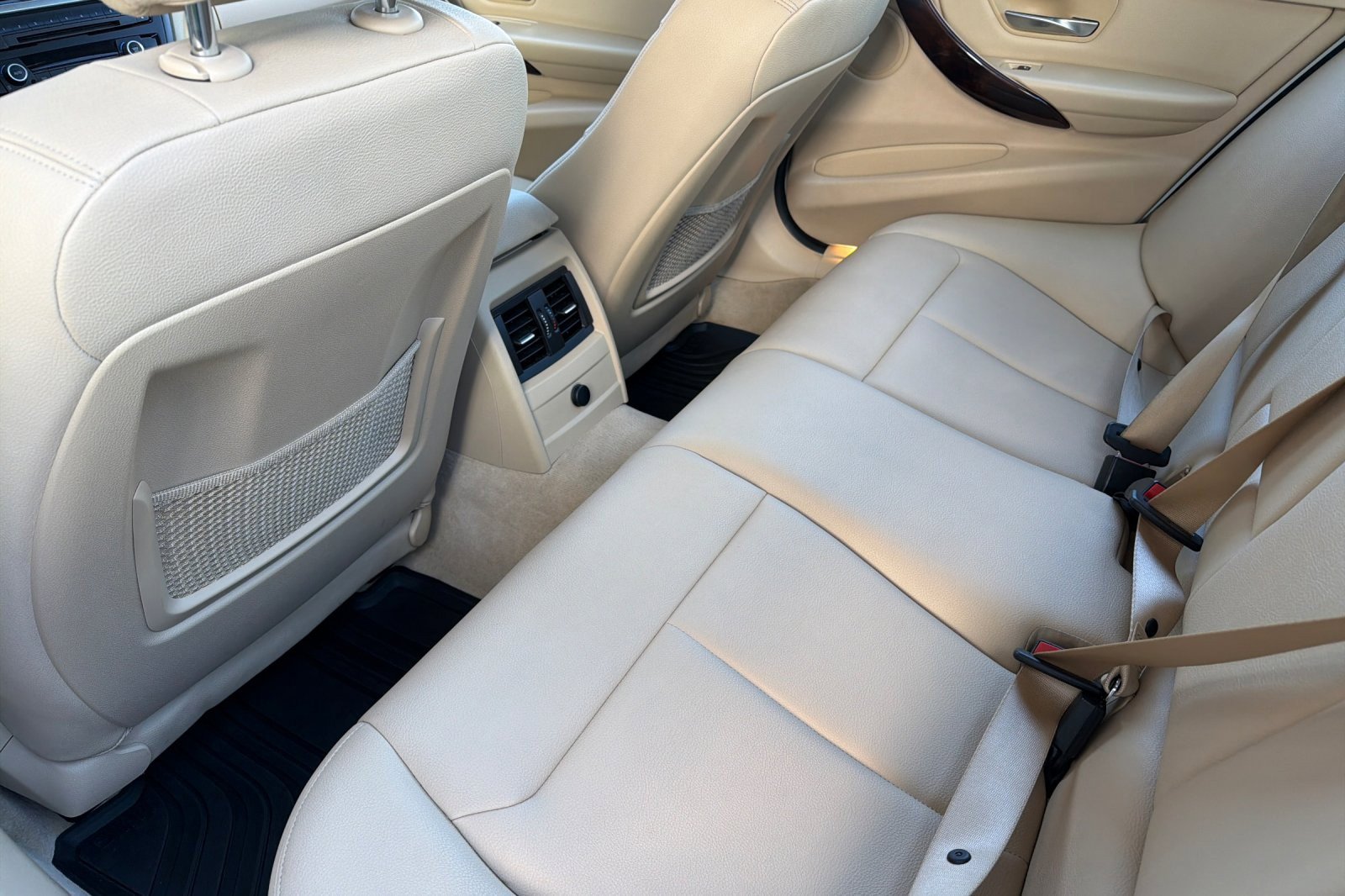 Used 2015 BMW 328i Sedan RWD image 9