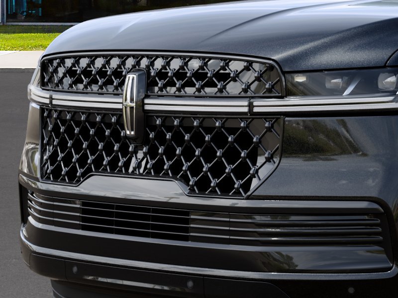 New 2027 Lincoln Navigator L Reserve w/ Jet Appearance Package AWD/4WD image 17