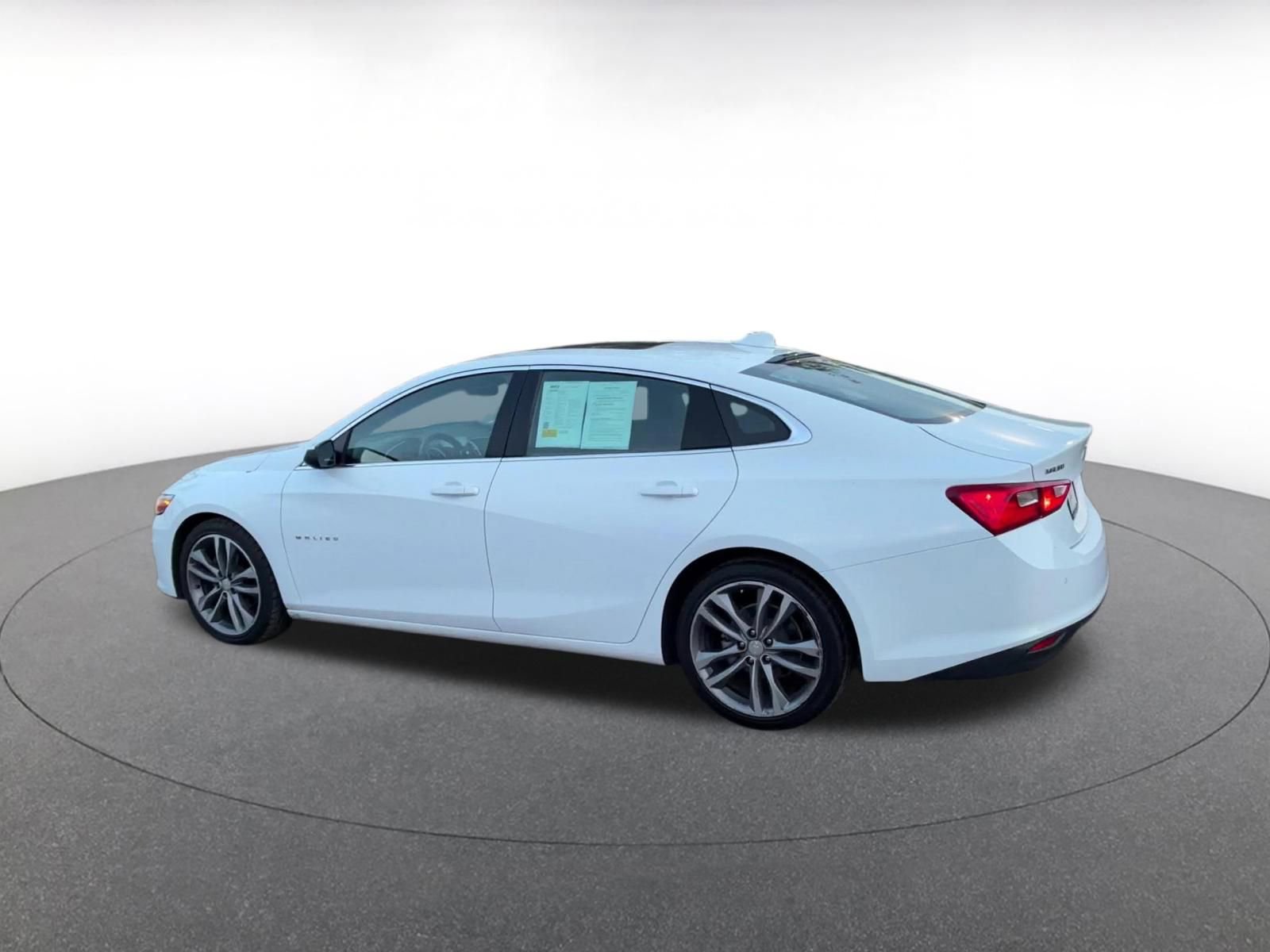 Used 2023 Chevrolet Malibu LT w/ Driver Confidence Package FWD image 10