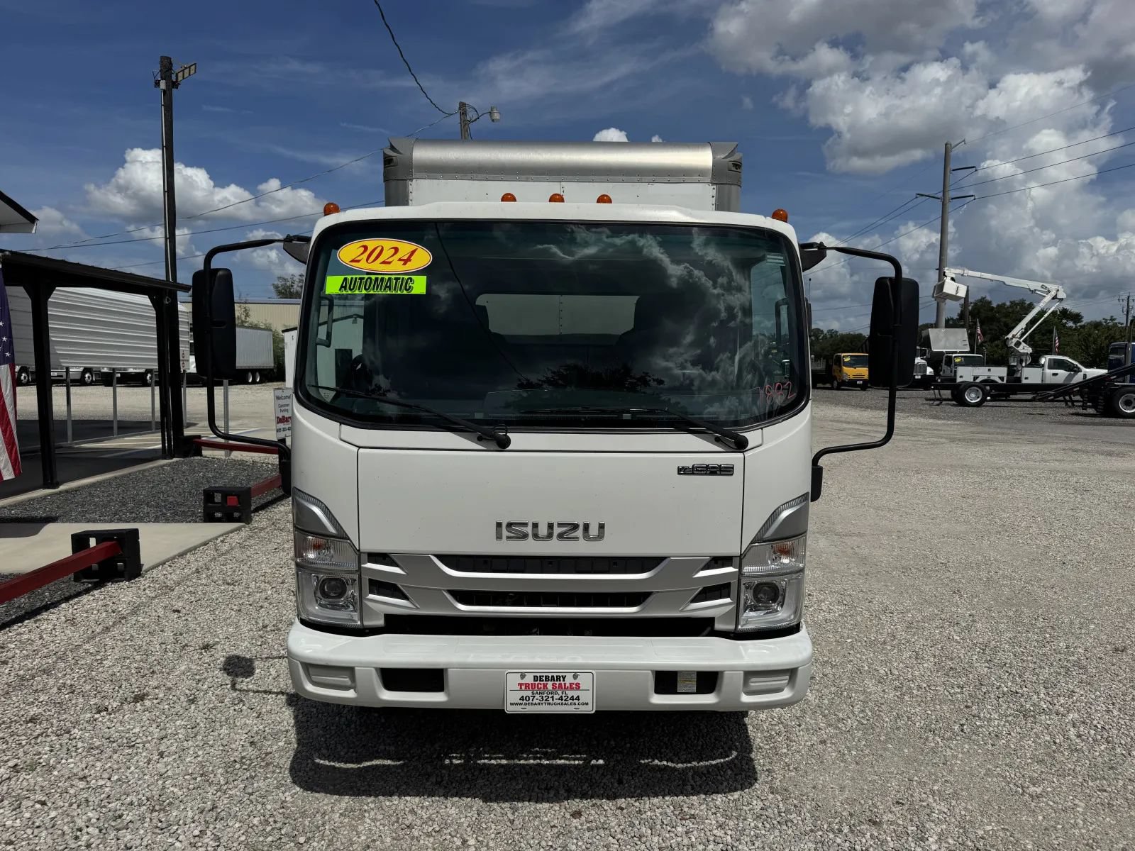 Used 2024 Isuzu NPR RWD image 2