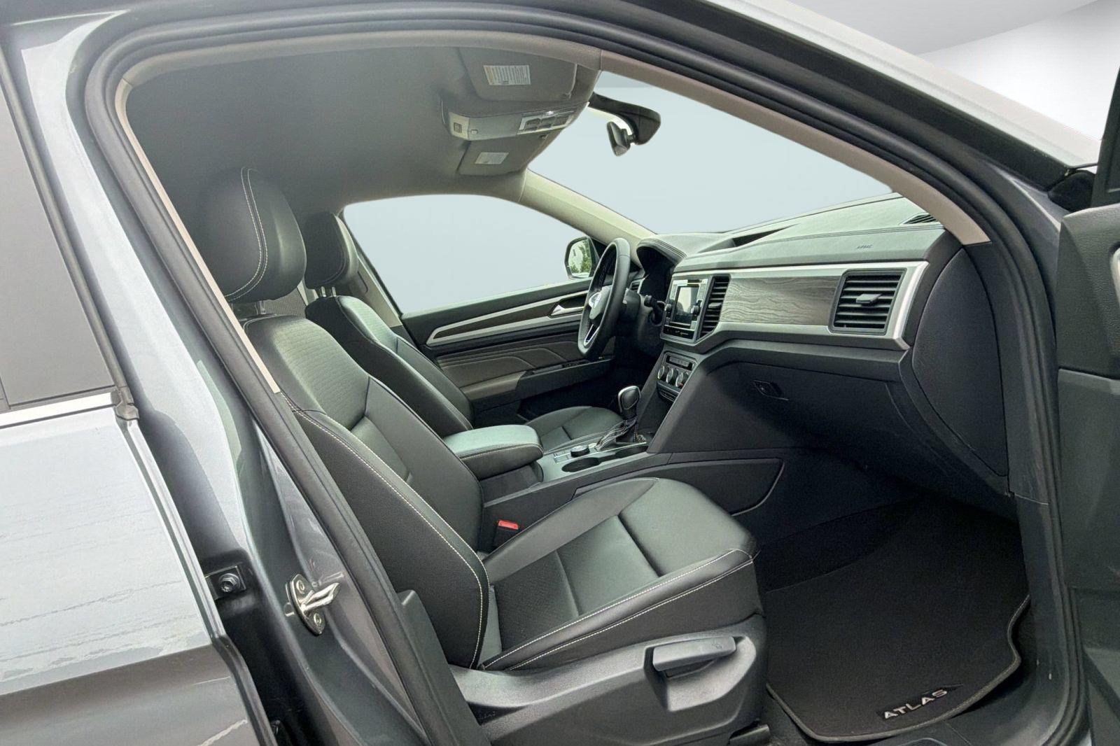 Used 2023 Volkswagen Atlas SE AWD/4WD image 22