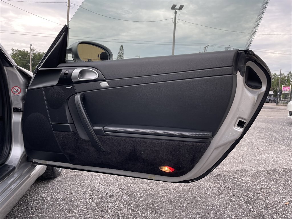 Used 2006 Porsche 911 Carrera S RWD image 37