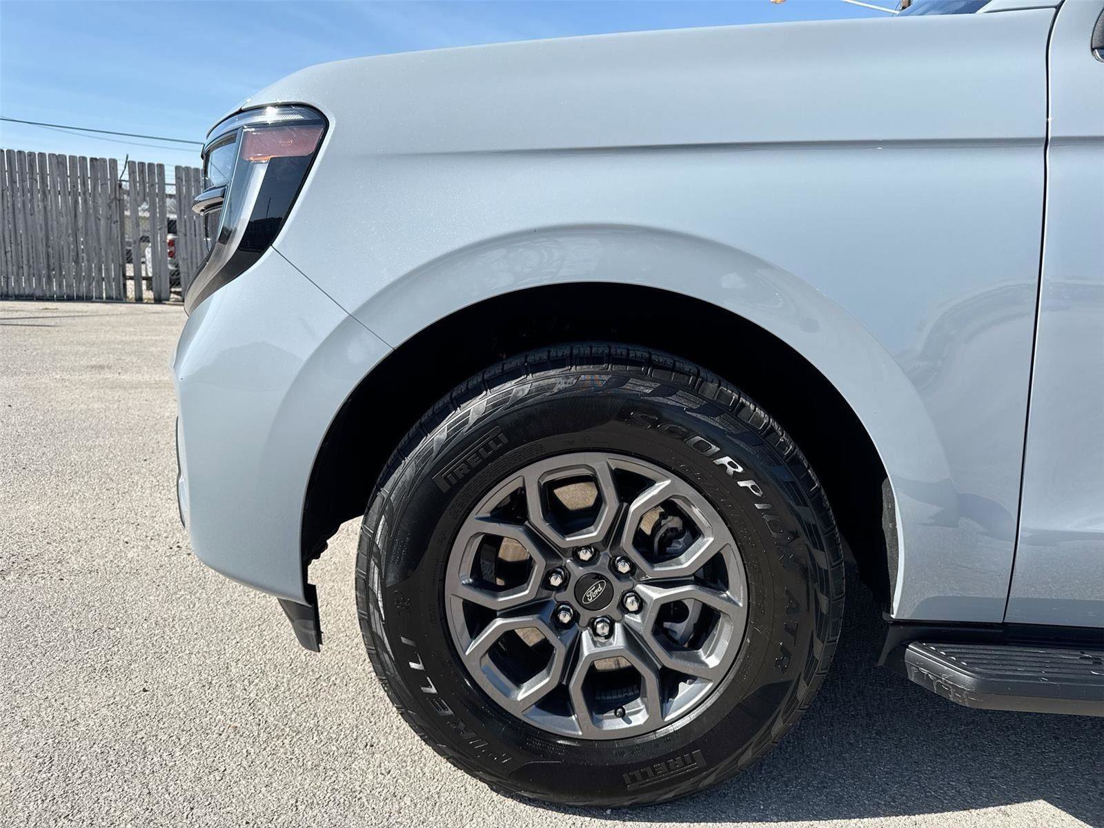 Certified 2025 Ford Expedition Active RWD image 19