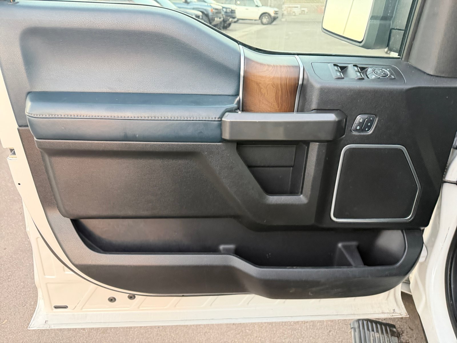 Used 2018 Ford F150 Limited w/ Trailer Tow Package AWD/4WD image 17