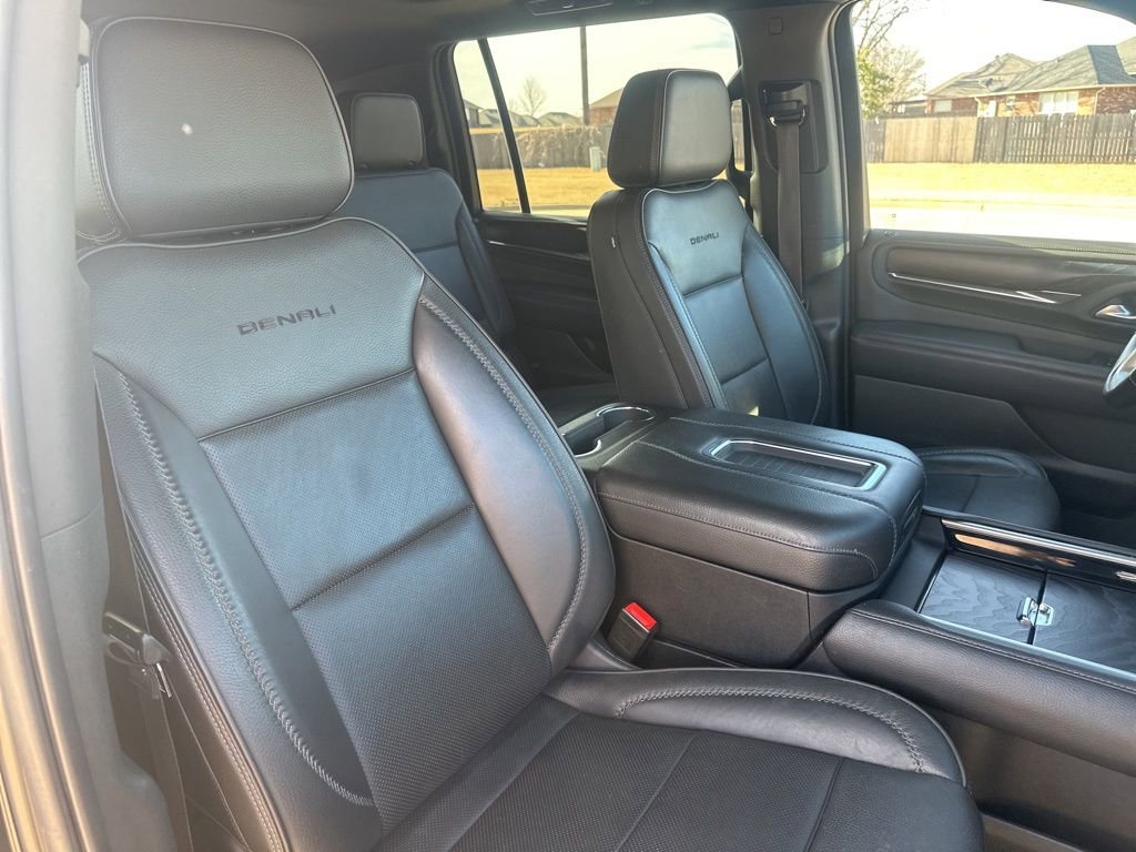 Used 2022 GMC Yukon XL Denali image 51