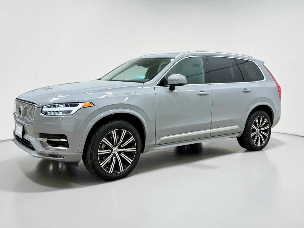 Used 2024 Volvo XC90 B5 Core w/ Protection Package Premier AWD/4WD image 7