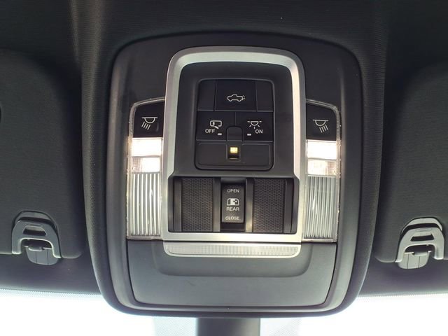 Used 2020 RAM 1500 Laramie w/ Sport Appearance Package AWD/4WD image 24