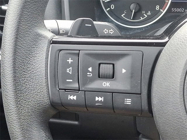 Used 2023 Nissan Rogue SV image 19