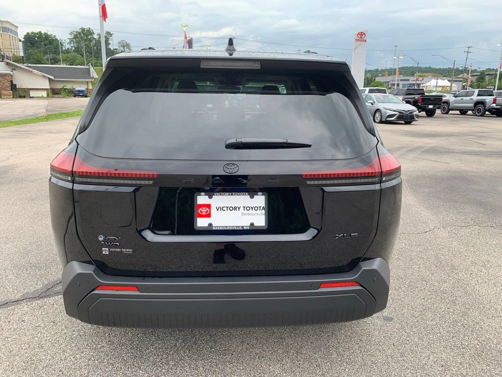 New 2026 Toyota C-HR AWD/4WD image 4