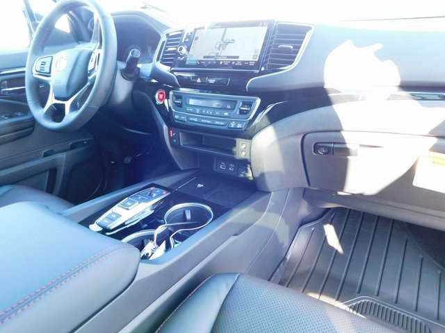 New 2026 Honda Ridgeline Black Edition image 24