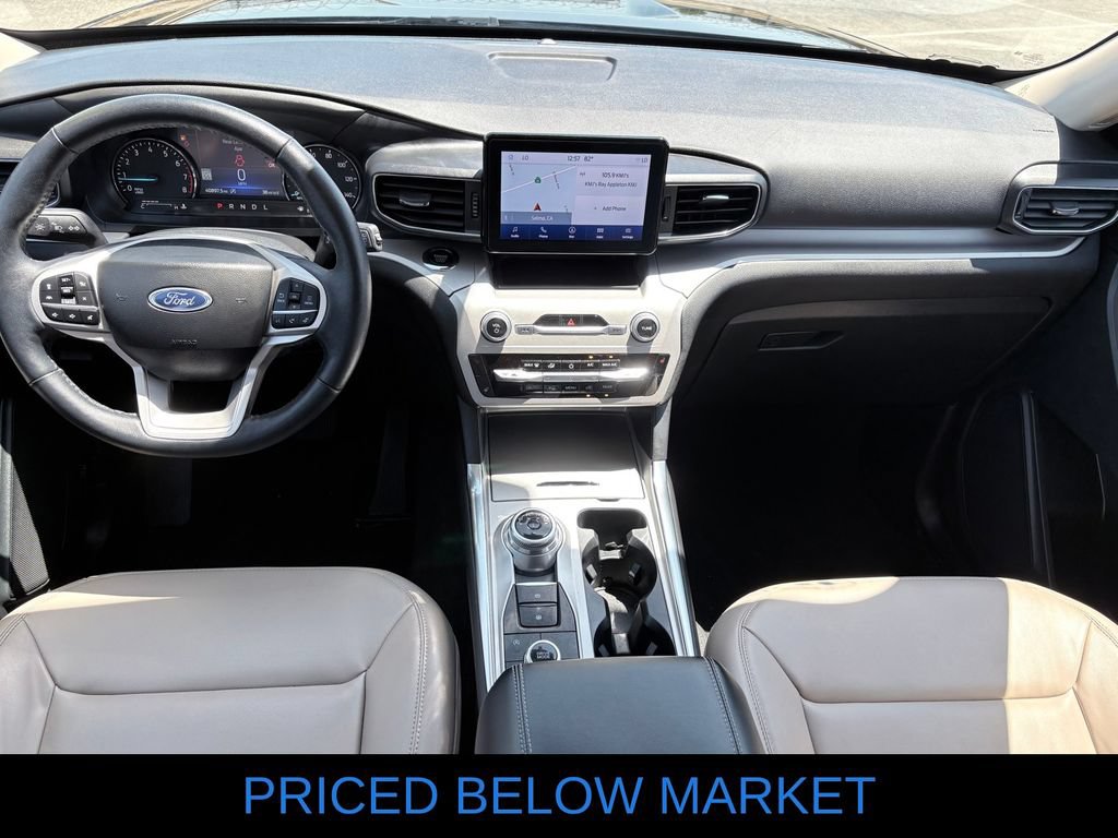 Used 2023 Ford Explorer XLT w/ Equipment Group 202A AWD/4WD image 10