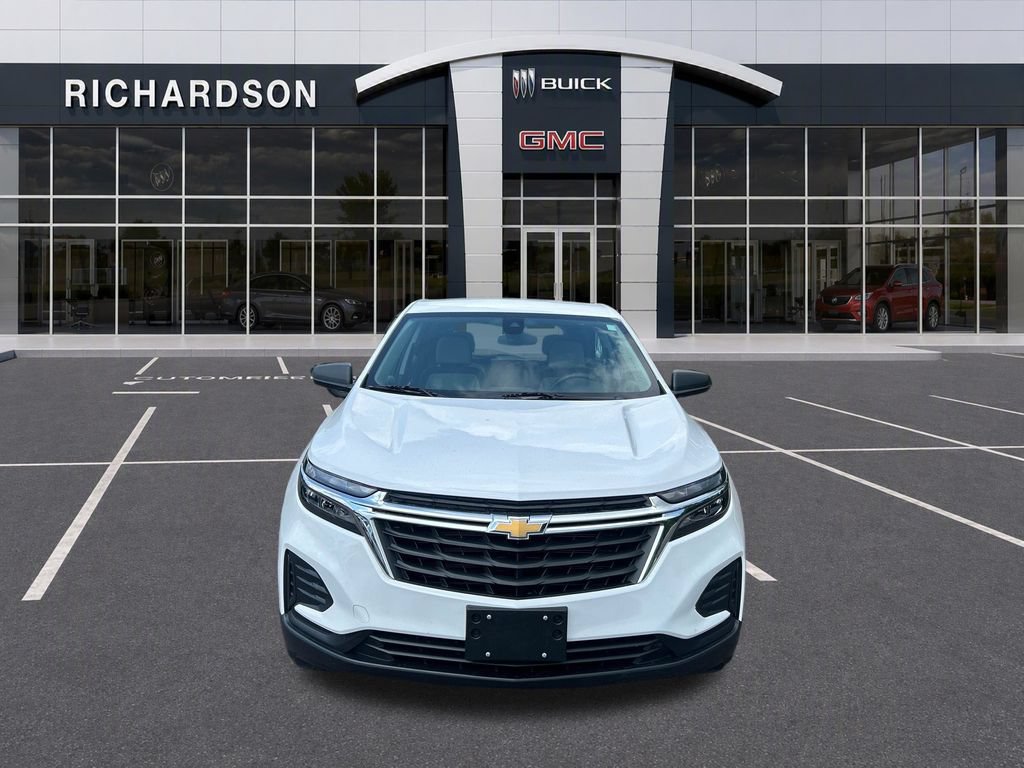 Used 2024 Chevrolet Equinox LS AWD/4WD image 8