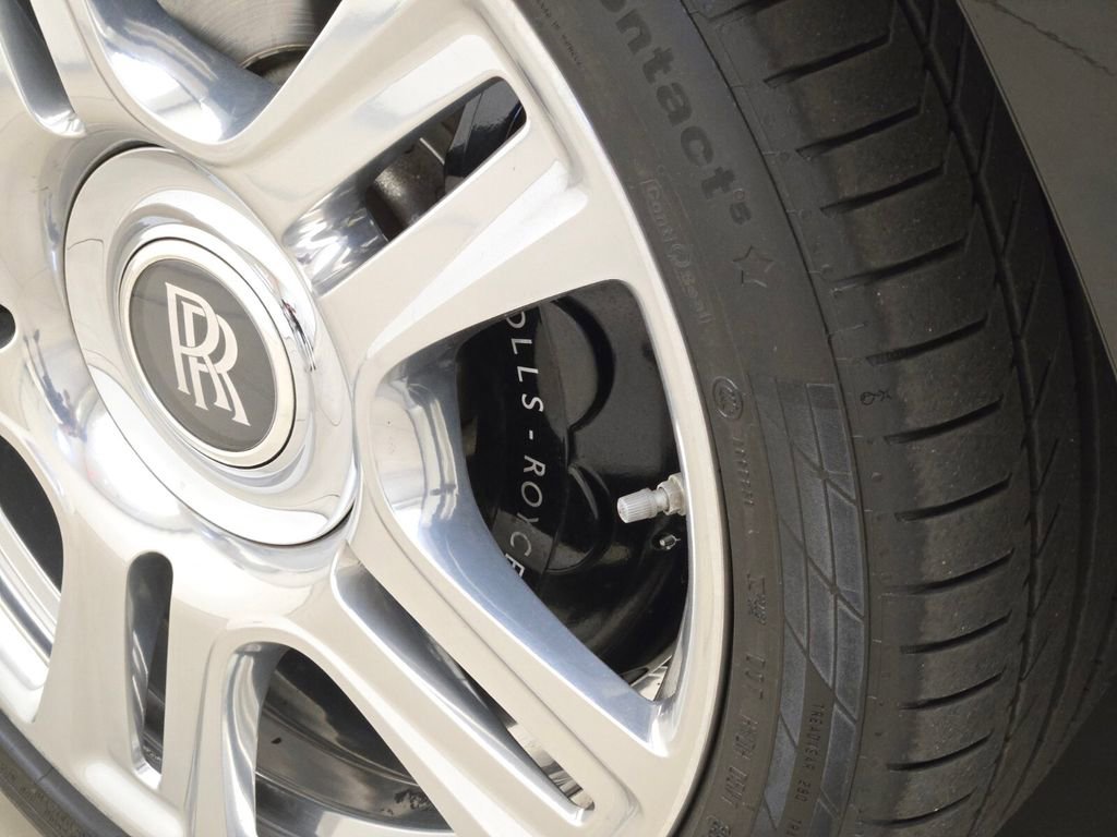 Certified 2017 Rolls-Royce Ghost image 14