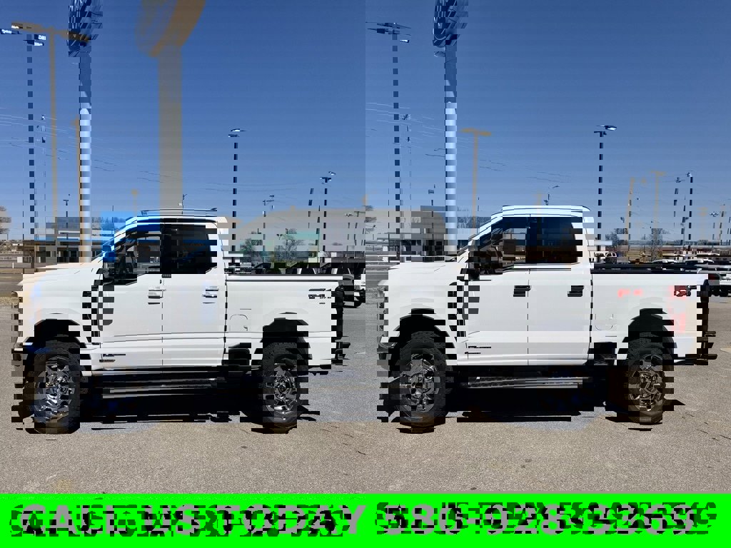 New 2025 Ford F250 Lariat w/ Chrome Package image 11