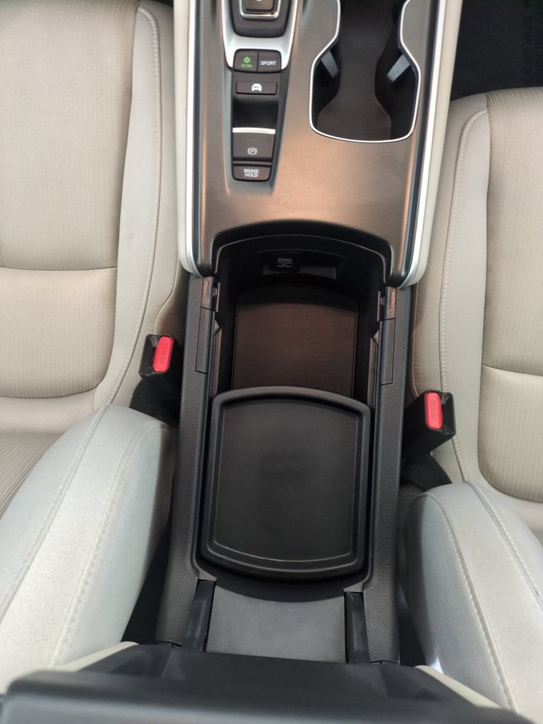 Used 2021 Honda Accord EX image 28