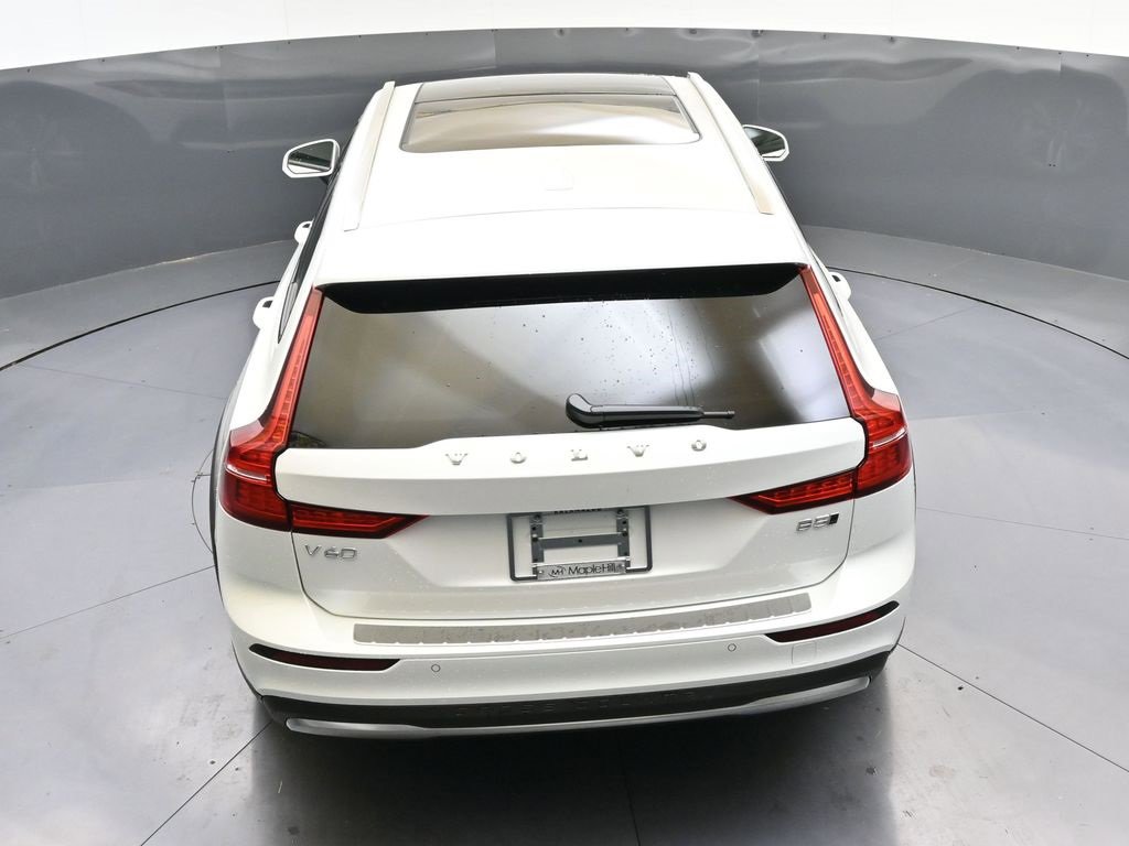 New 2026 Volvo V60 B5 Cross Country Plus w/ Protection Package Premier image 46