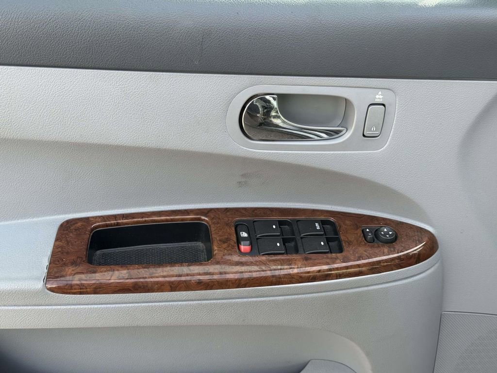 Used 2005 Buick LaCrosse CXL w/ Gold Convenience Package image 17