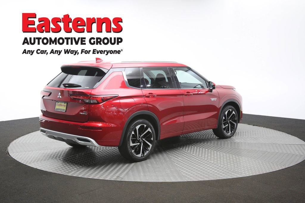 Used 2023 Mitsubishi Outlander SEL AWD/4WD image 43
