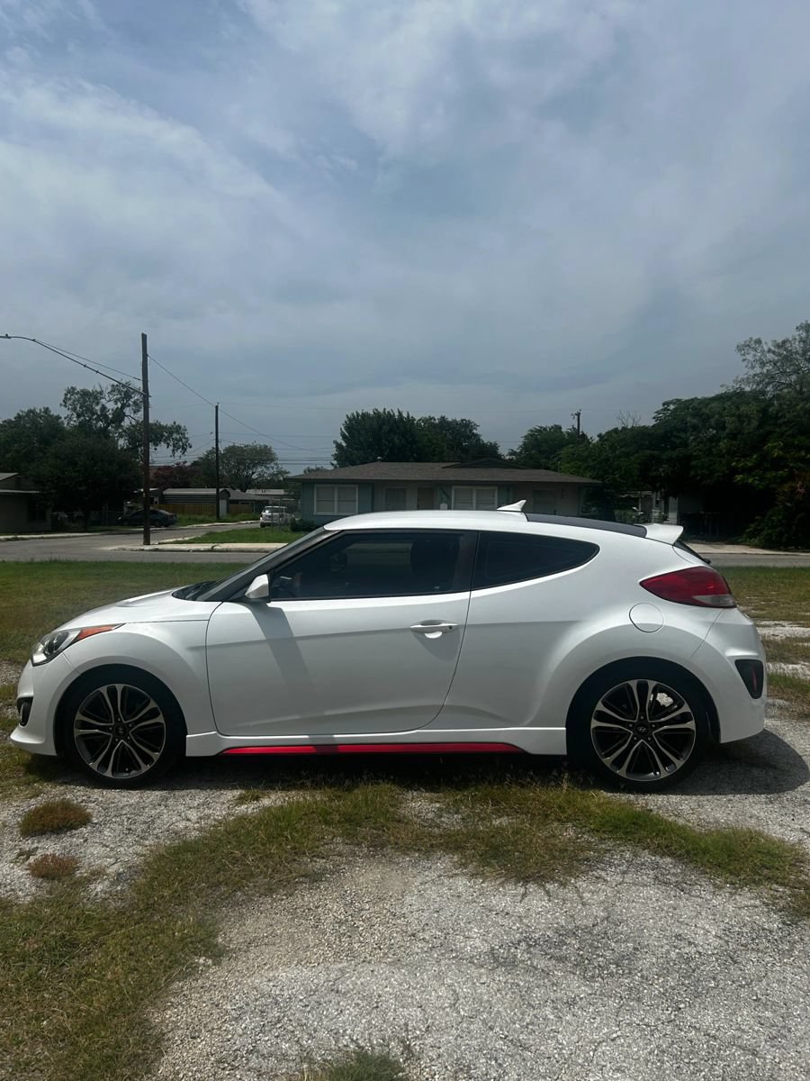 Used 2016 Hyundai Veloster Turbo R-Spec FWD image 9