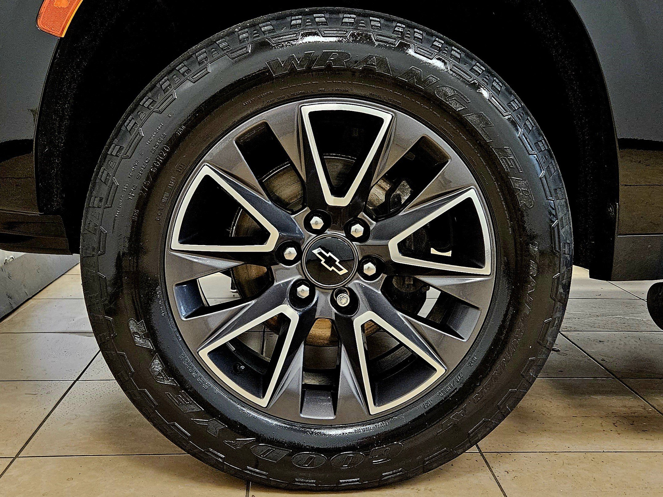 Used 2021 Chevrolet Tahoe Z71 AWD/4WD image 38