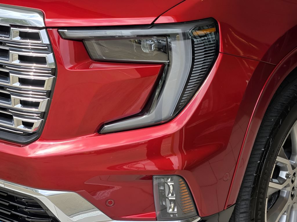 Used 2025 GMC Acadia Denali AWD/4WD image 8