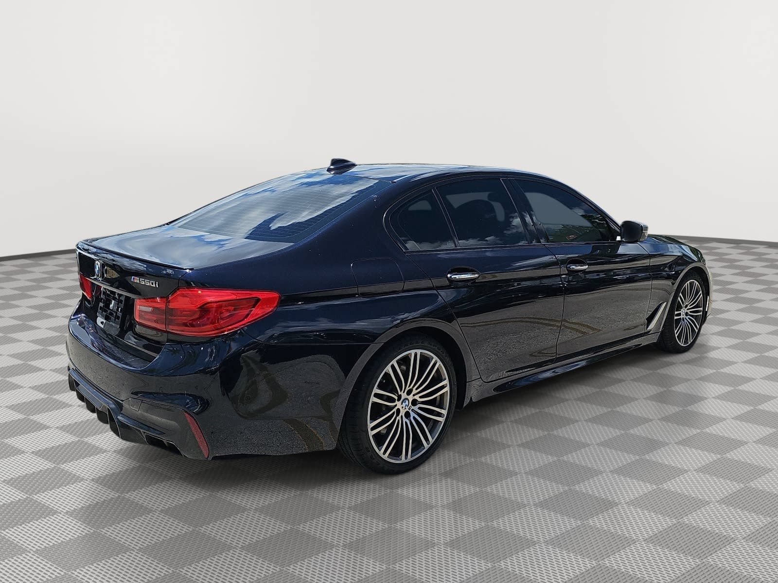 Used 2018 BMW M550i xDrive w/ Driving Assistance Package AWD/4WD image 8