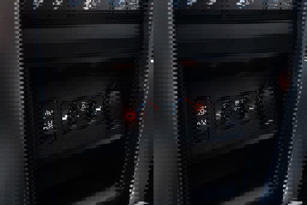 Used 2016 Toyota 4Runner Limited image 29