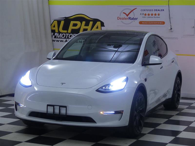 Used 2023 Tesla Model Y AWD image 4