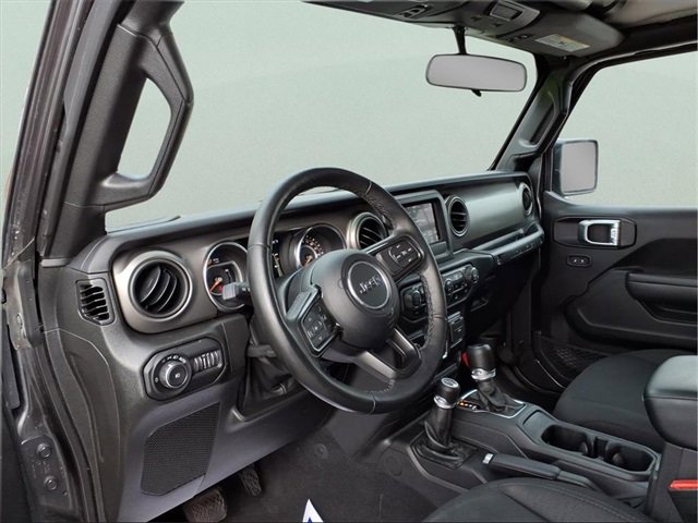 Used 2022 Jeep Wrangler Unlimited Willys image 11