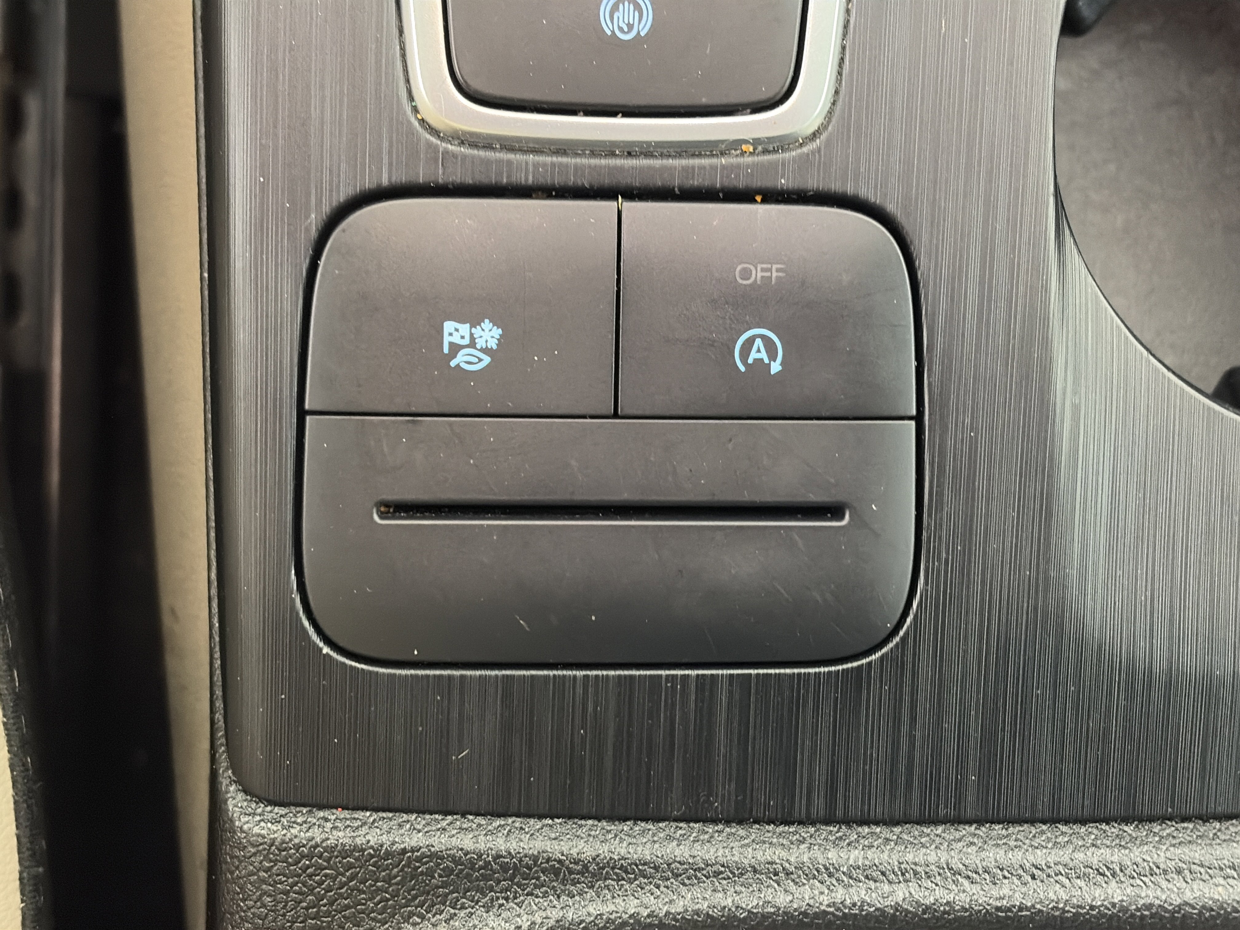 Used 2022 Ford Escape SEL image 29