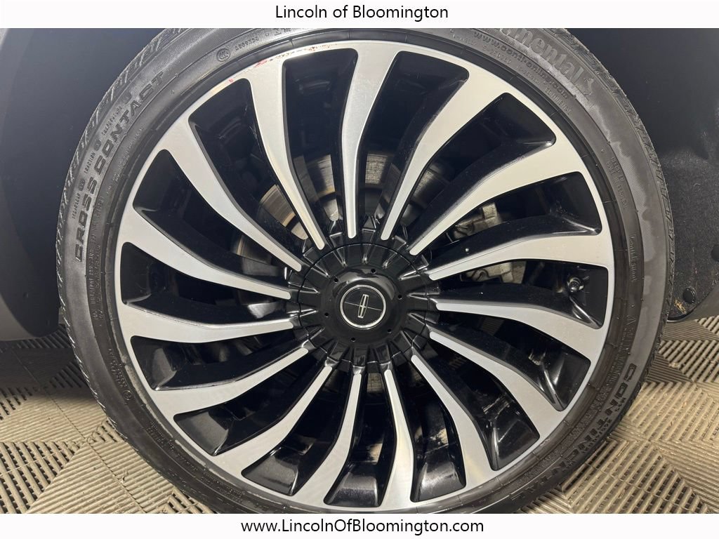 Certified 2022 Lincoln Nautilus Black Label w/ Class II Trailer Tow Package AWD/4WD image 14