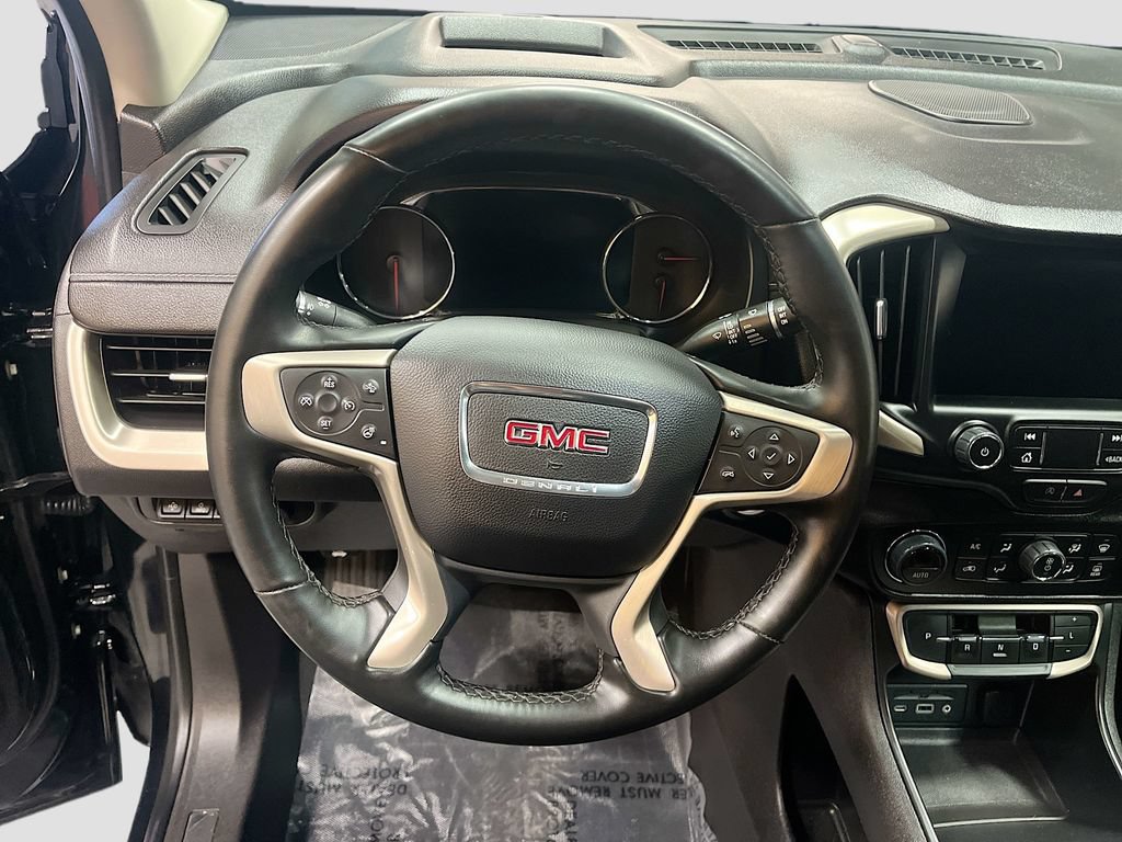 Used 2024 GMC Terrain Denali w/ Denali Premium Package image 11