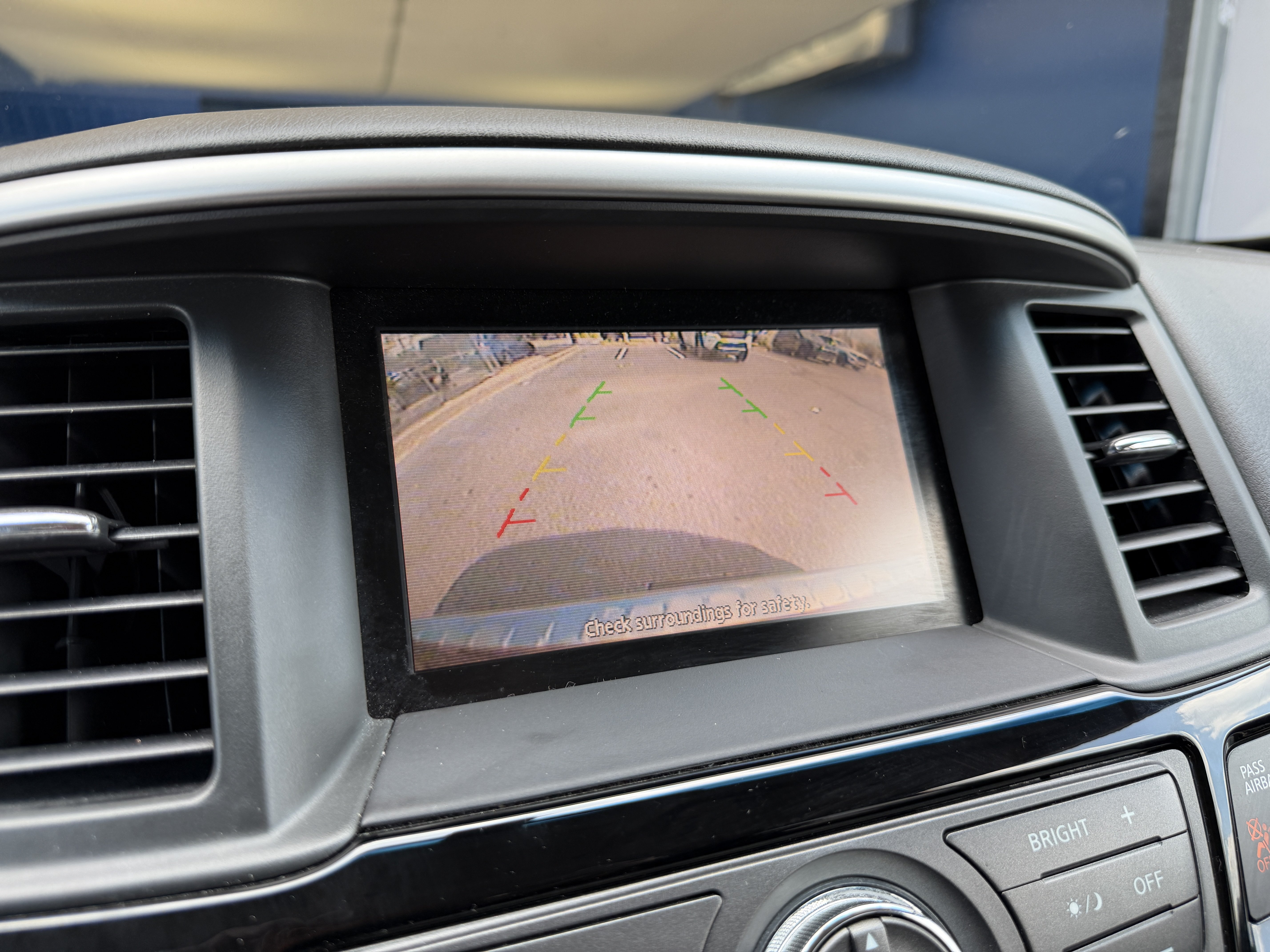 Used 2015 Nissan Pathfinder SV FWD image 20