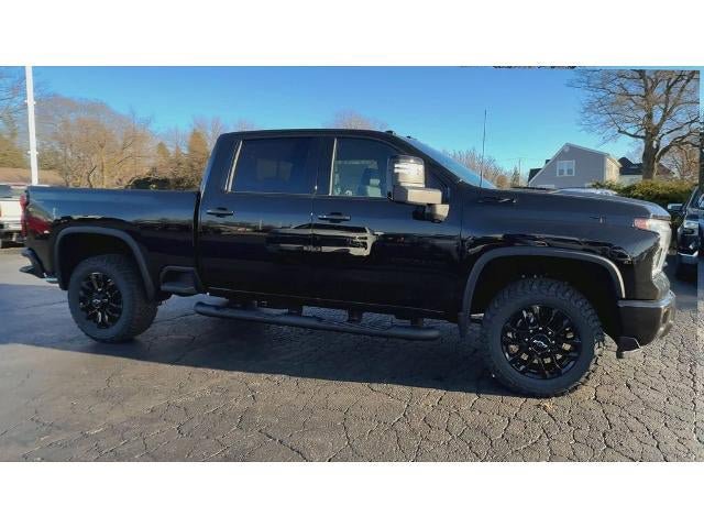 New 2026 Chevrolet Silverado 2500 LTZ w/ Trail Boss Package AWD/4WD image 2