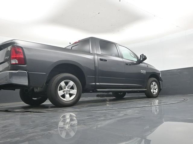 Used 2022 RAM 1500 Classic SLT w/ Electronics Group AWD/4WD image 38