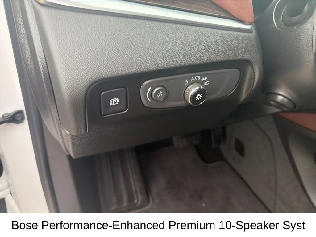 Used 2018 Buick Enclave Avenir w/ Avenir Technology Package AWD/4WD image 21