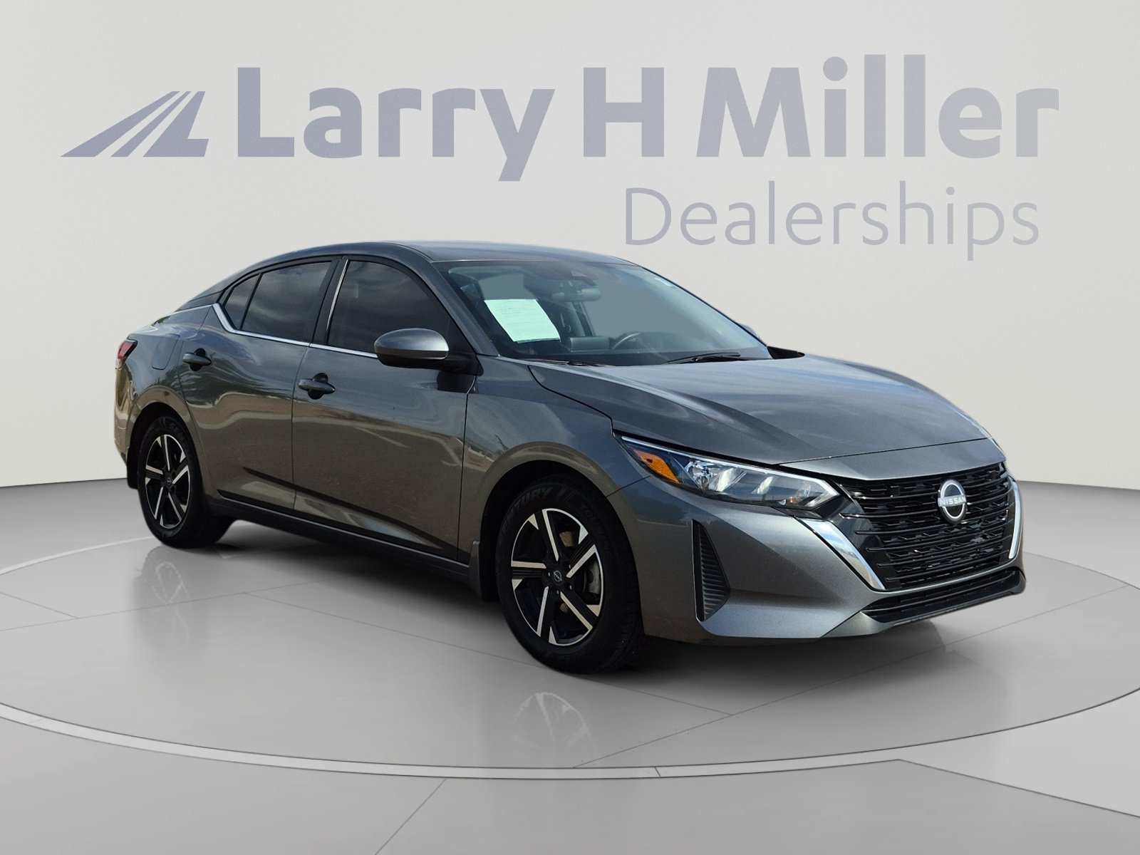 Used 2024 Nissan Sentra SV FWD image 7