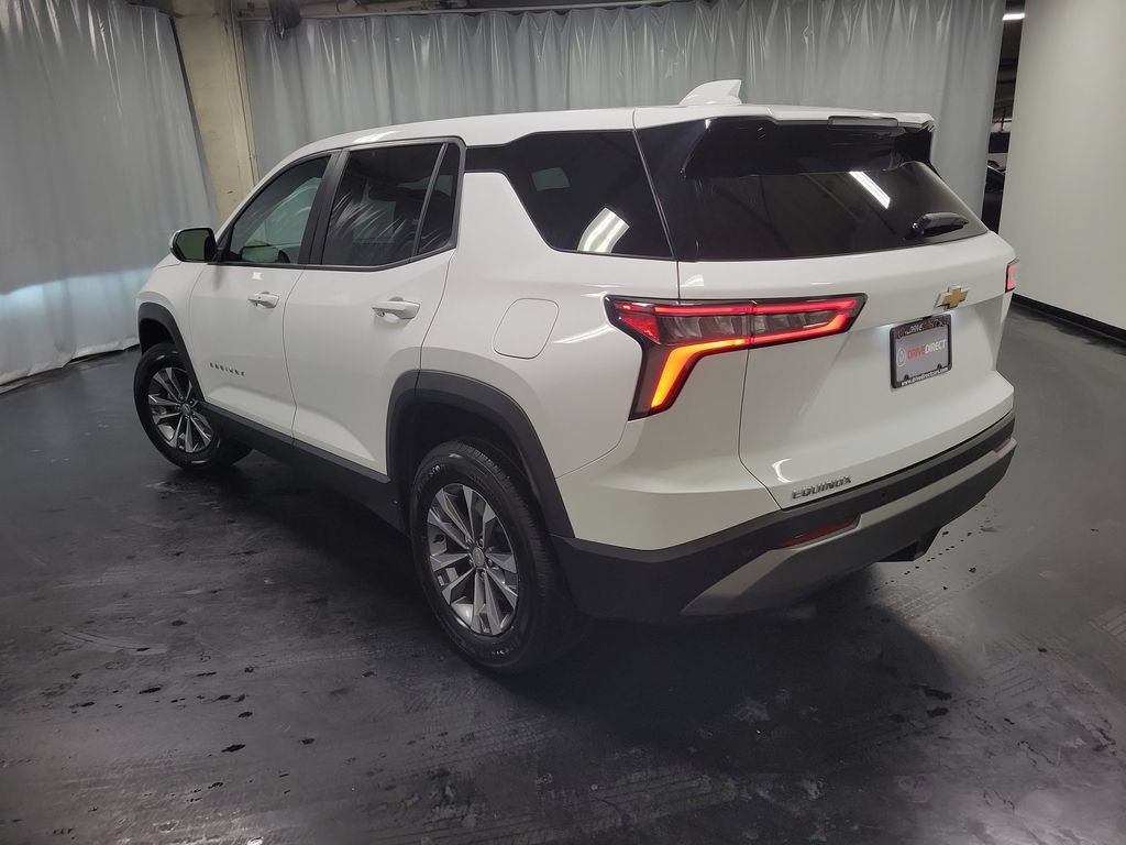 Used 2025 Chevrolet Equinox LT FWD image 6