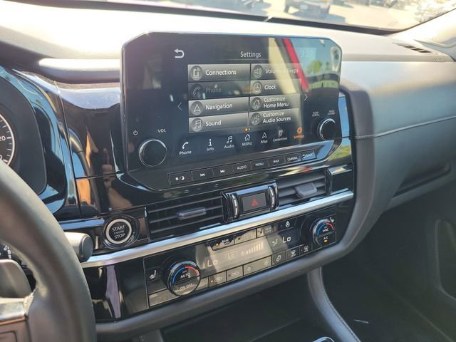 Used 2022 Nissan Pathfinder SL w/ SL Premium Package image 7