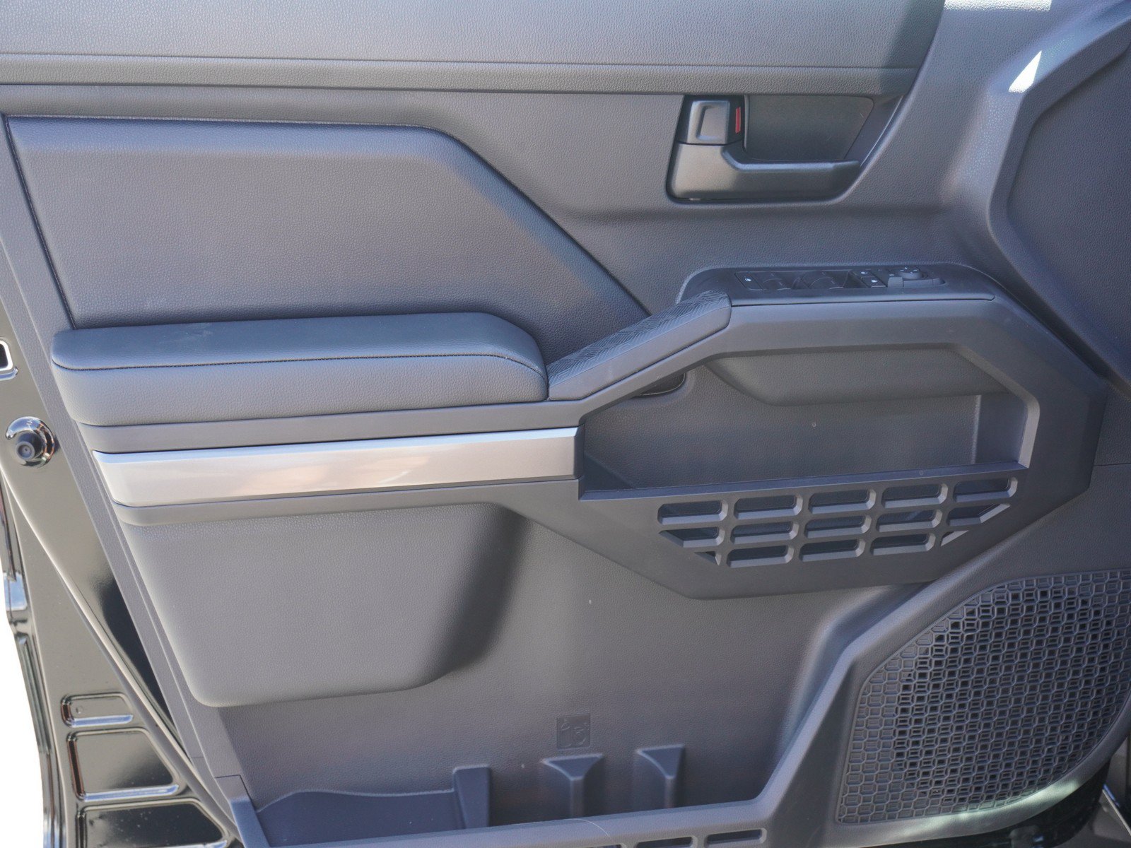 New 2026 Toyota Tacoma SR5 AWD/4WD image 19