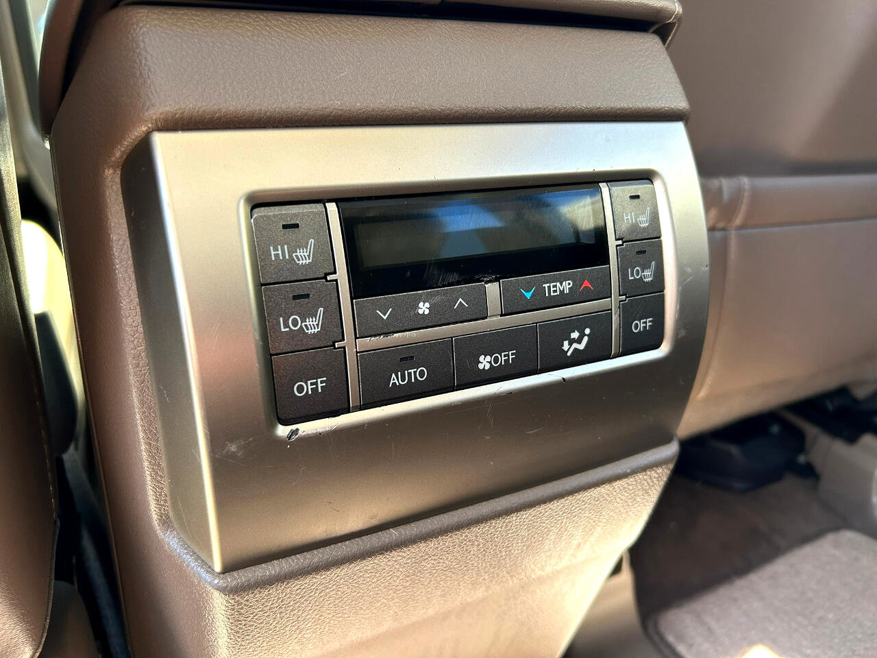 Used 2017 Lexus GX 460 Premium image 16