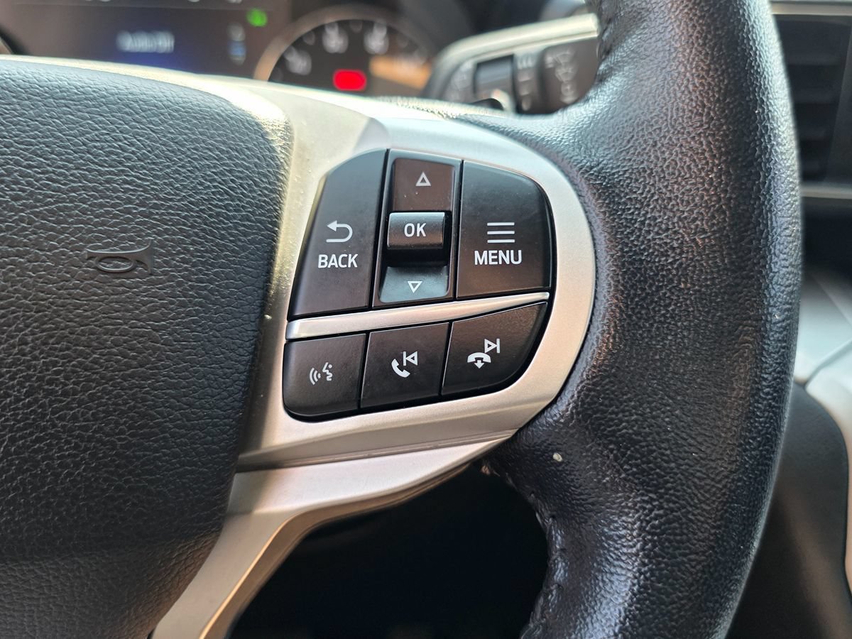 Used 2020 Ford Explorer XLT w/ Equipment Group 202A RWD image 36