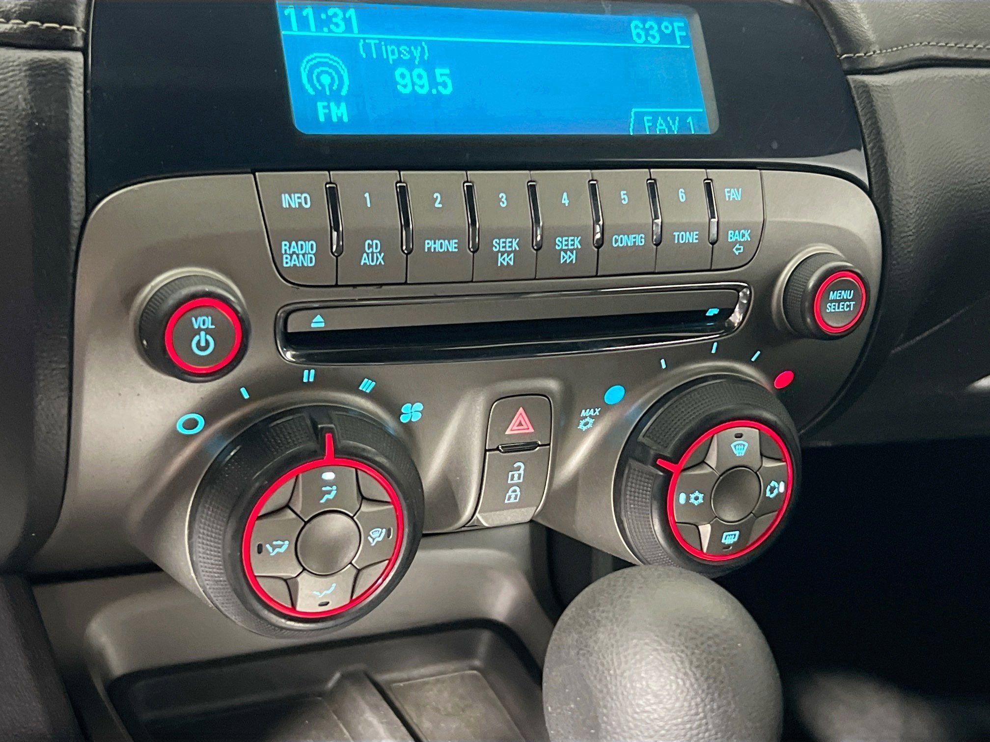 Used 2015 Chevrolet Camaro LS RWD image 23