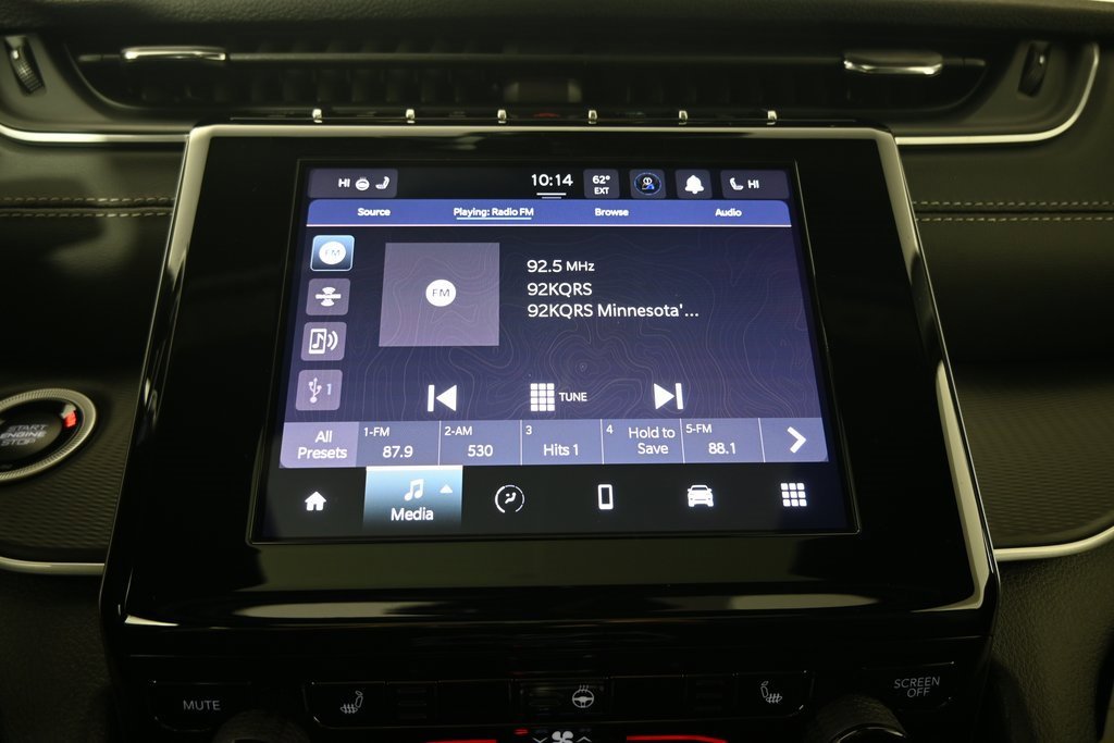 New 2025 Jeep Grand Cherokee Altitude image 25