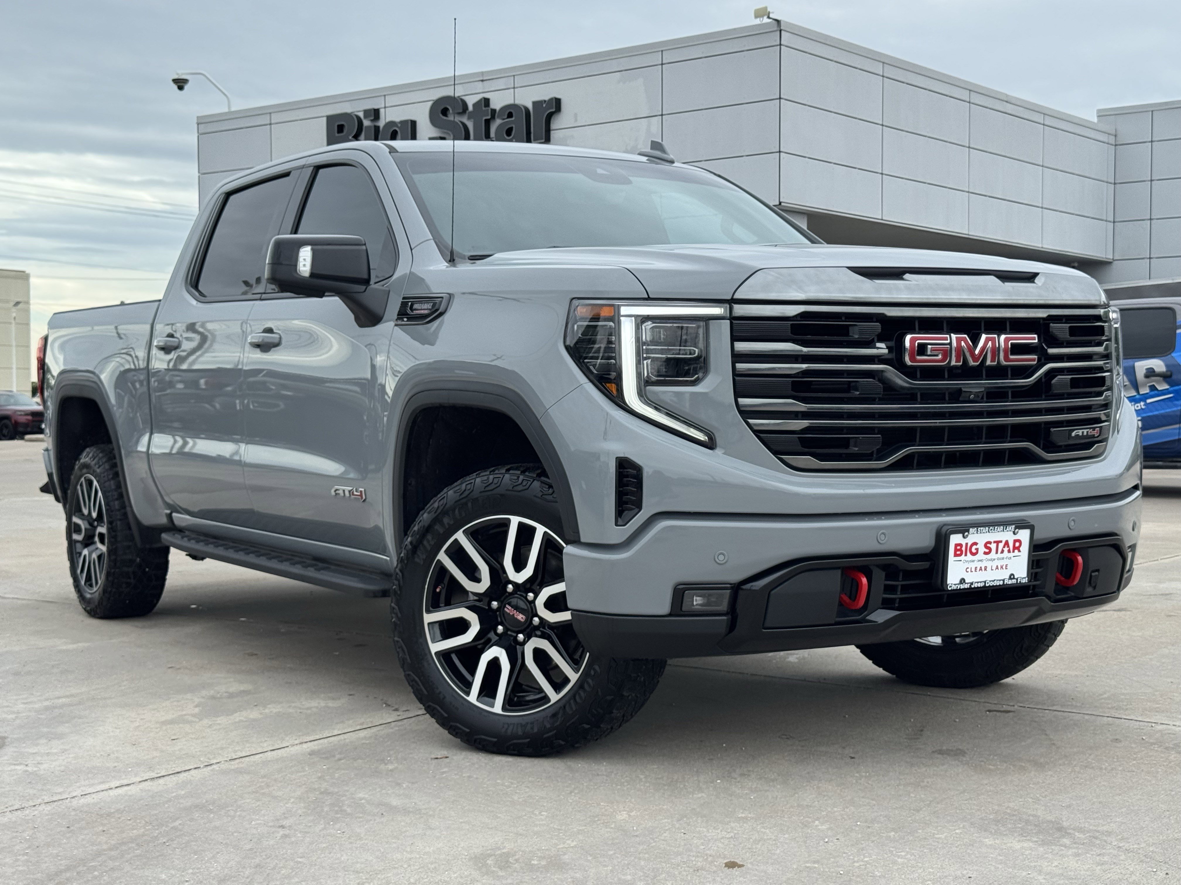 Used 2024 GMC Sierra 1500 AT4 w/ Technology Package AWD/4WD video 2